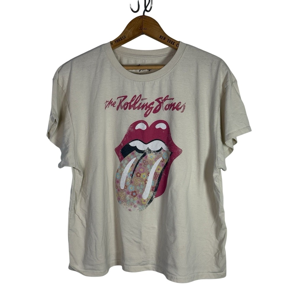 The Rolling Stones Floral Tongue Graphic Tee Cream XXL plus Short Sleeve T-Shirt